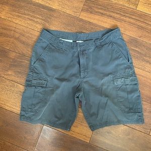 Columbia Navy Blue Cargo Shorts Size 38